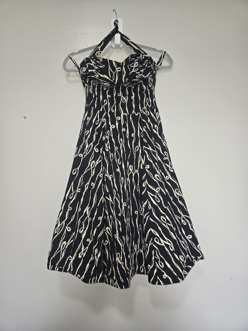 Anthropologie Girls of Savoy Cerys Dress Size 0 Halter 60s Black White Midi